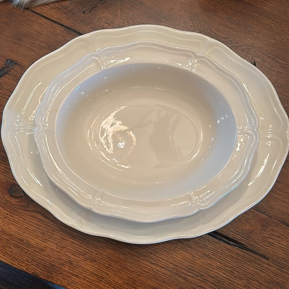 Wedgewood Queen’s Shape White Serving Bowl and Platter - Picture 2 of 6